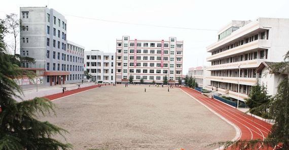 平昌縣得勝中學校園風采